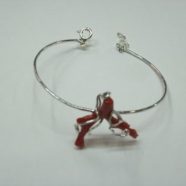 Bracciale in argento con ramo corallo